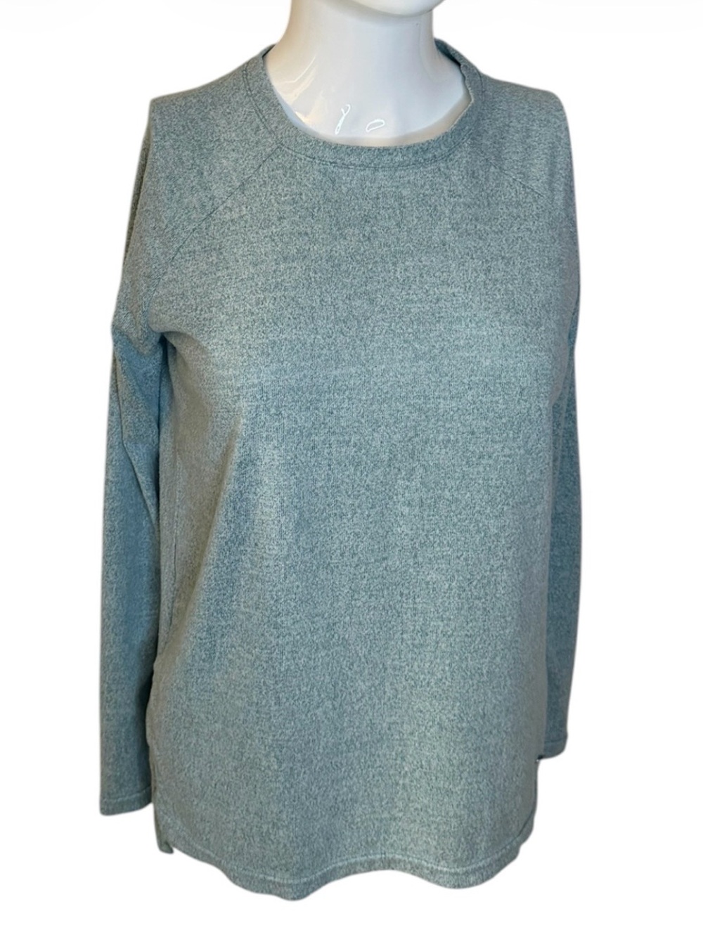 Women's Lightweight Crewneck Top in Heather Aqua